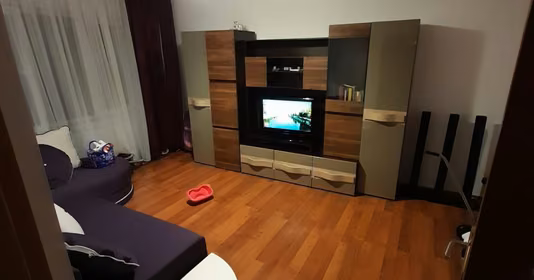 Apartament Militari