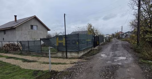 Teren Central