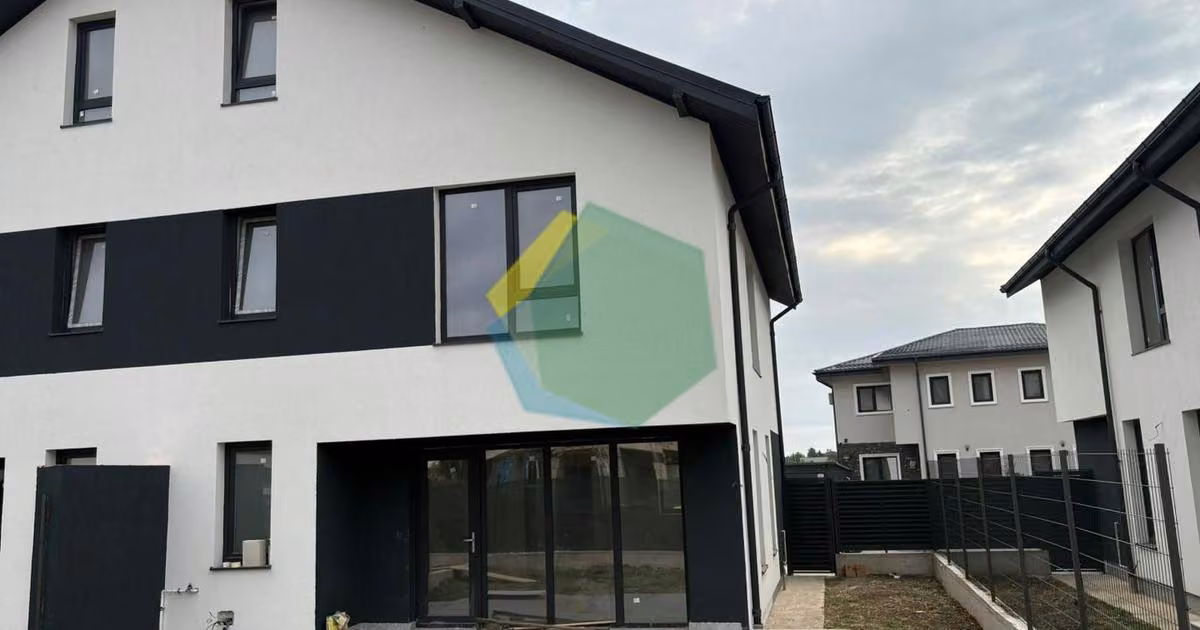 Duplex de vânzare cu 5 camere în Otopeni