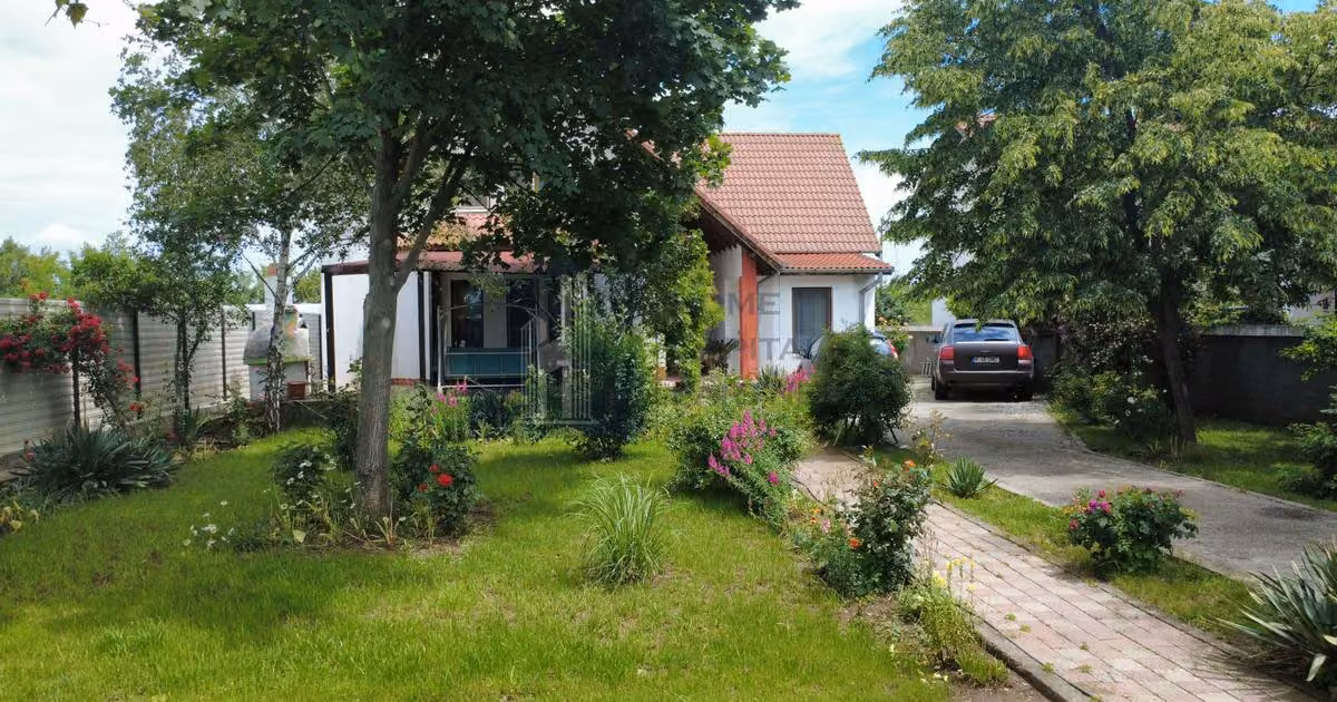 Casă individuală de vânzare cu 6 camere, mobilată în Buftea