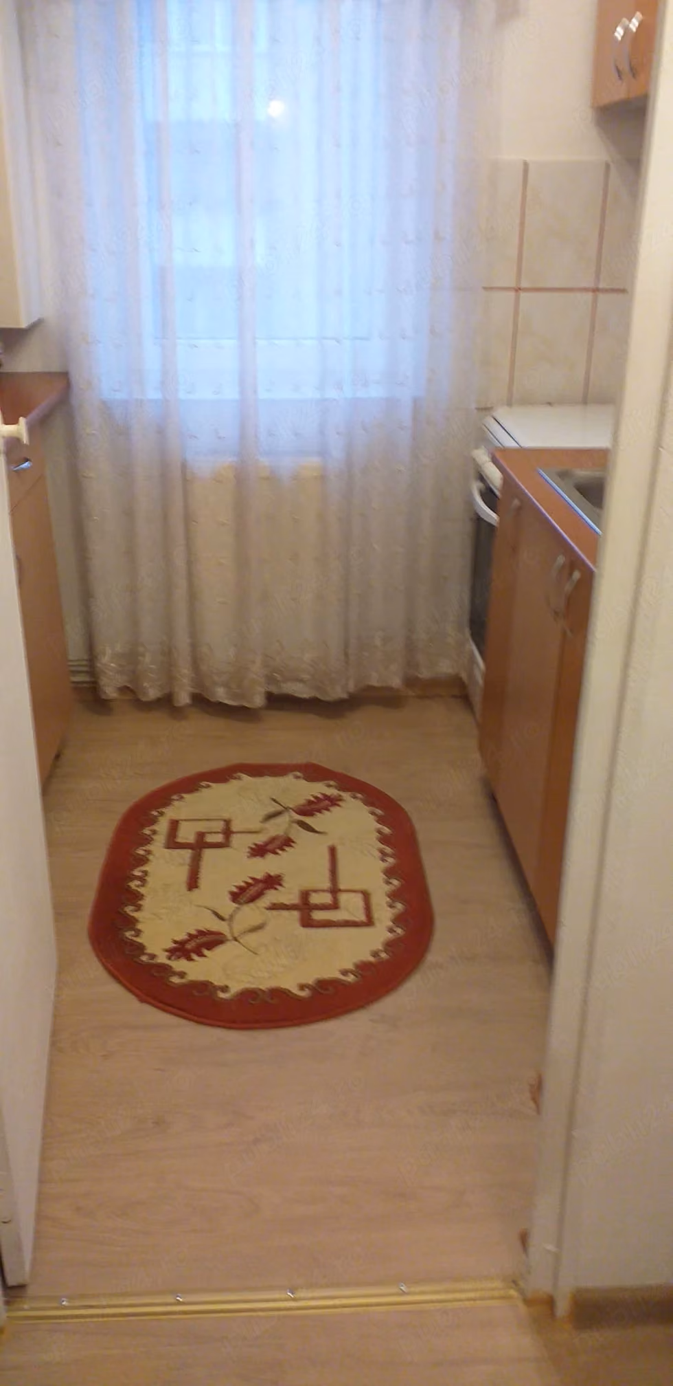 Închiriez garsonieră în Deva, Gojdu, et.3, str. Zamfirescu