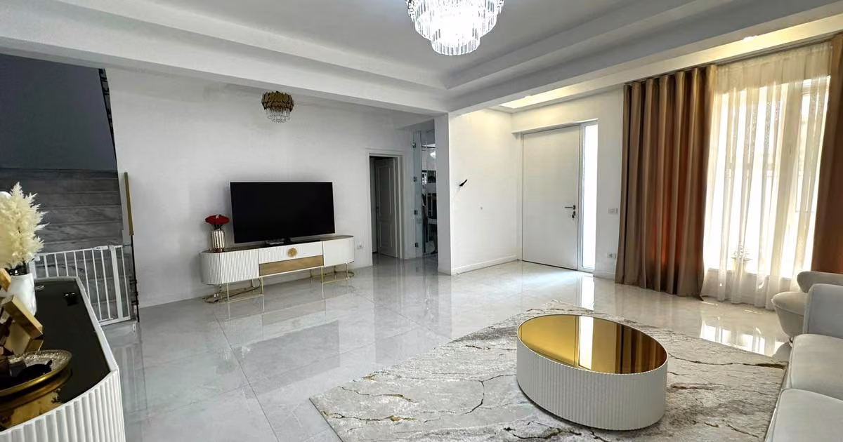 Casă individuală de vânzare cu 6 camere, mobilată în zona Colentina, Sector 2