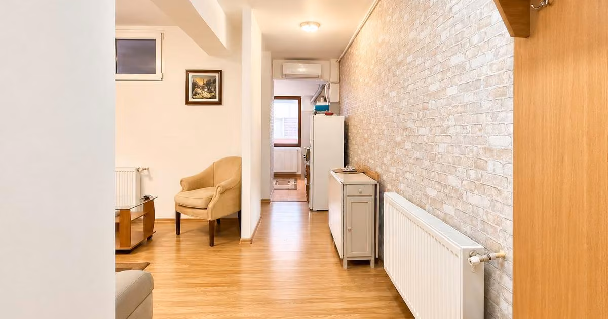 Apartament de vânzare cu 2 camere, mobilat în zona Tomis Nord, Constanța