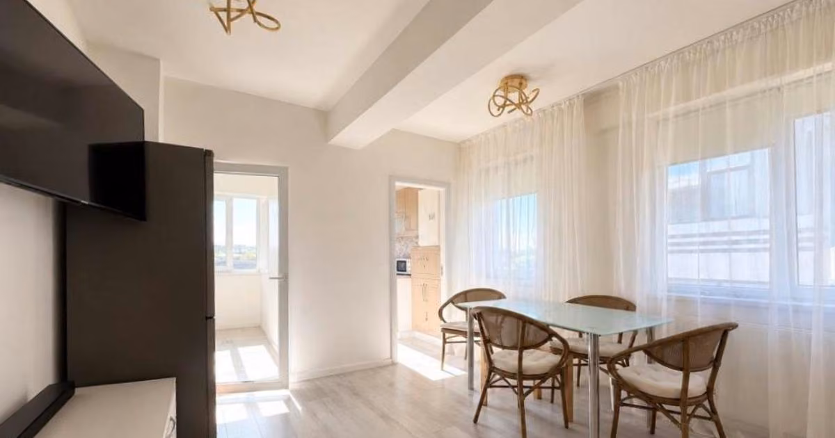 Apartament de vânzare cu 2 camere, mobilat în zona Inel II, Constanța