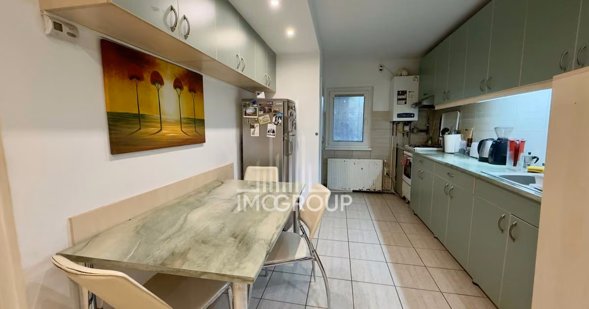 Apartament de vânzare cu 3 camere, mobilat în zona Zorilor, Cluj-Napoca
