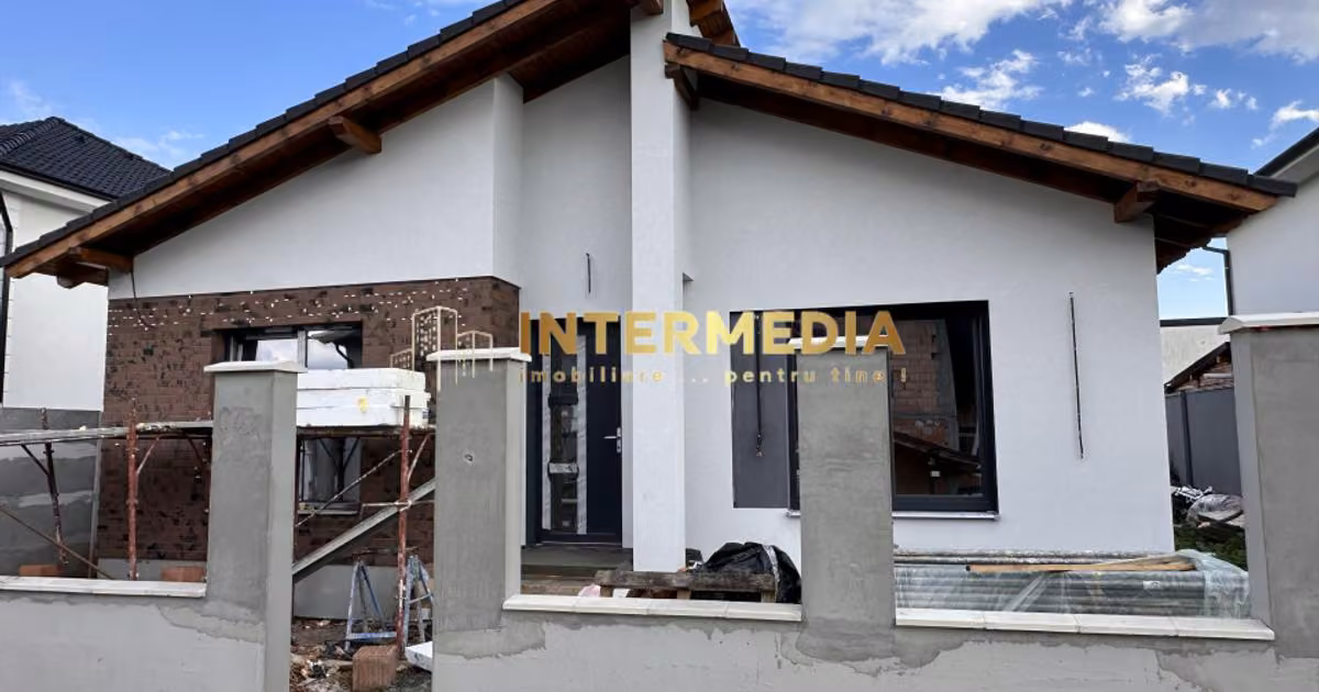 Casă individuală de vânzare cu 4 camere în zona Est, Alba Iulia
