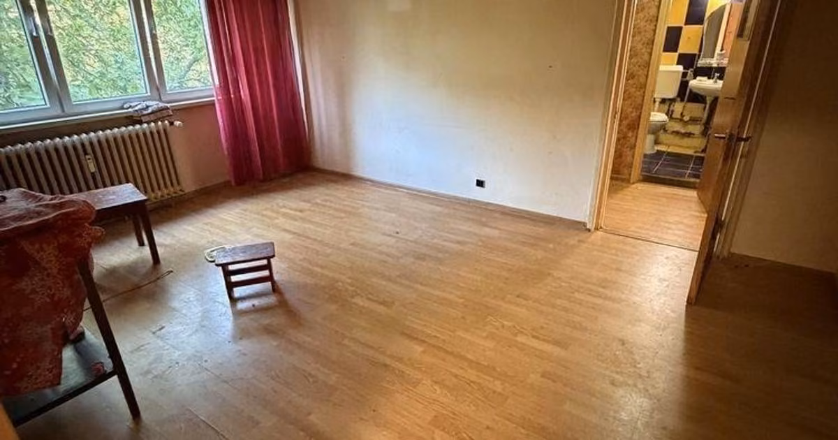 Apartament de vânzare cu 3 camere în zona Berceni, Sector 4