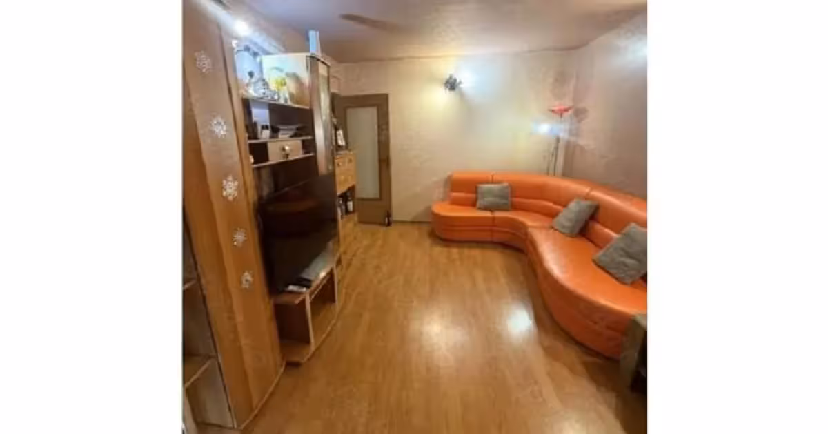 Apartament de vânzare cu 3 camere în zona 9 Mai, Ploiești