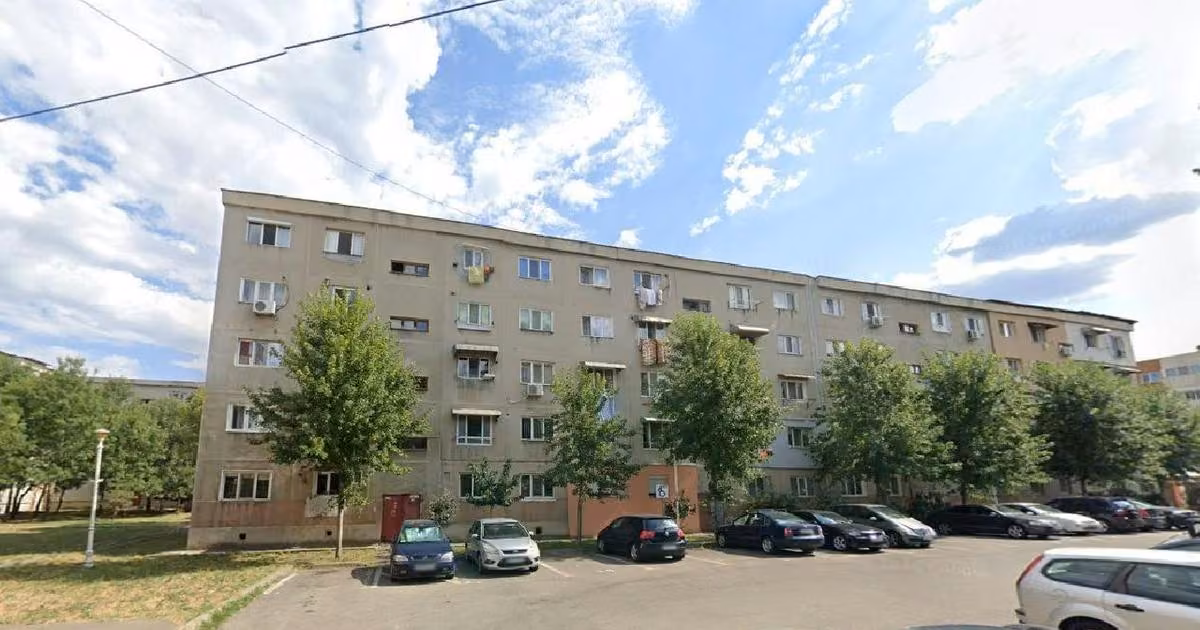 Apartament de vânzare cu 3 camere în zona Crihala, Drobeta-Turnu Severin
