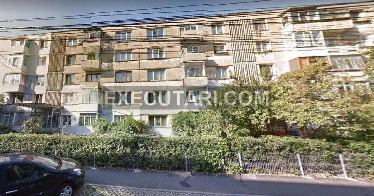Apartament de vânzare cu 3 camere în zona Andrei Mureșanu, Ploiești