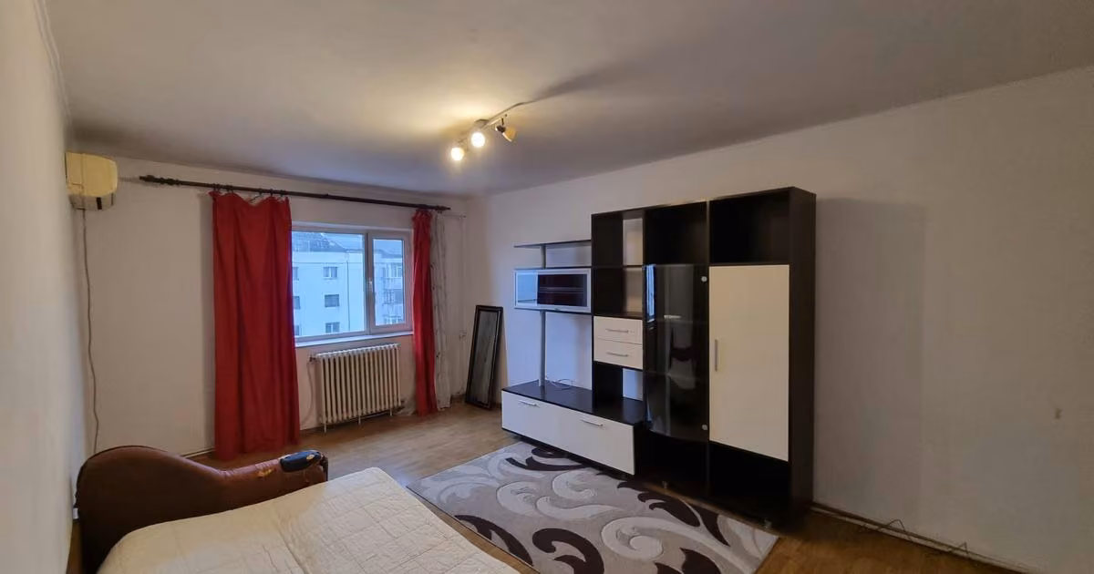 Apartament de vânzare cu 3 camere în zona Nicolina, Iași