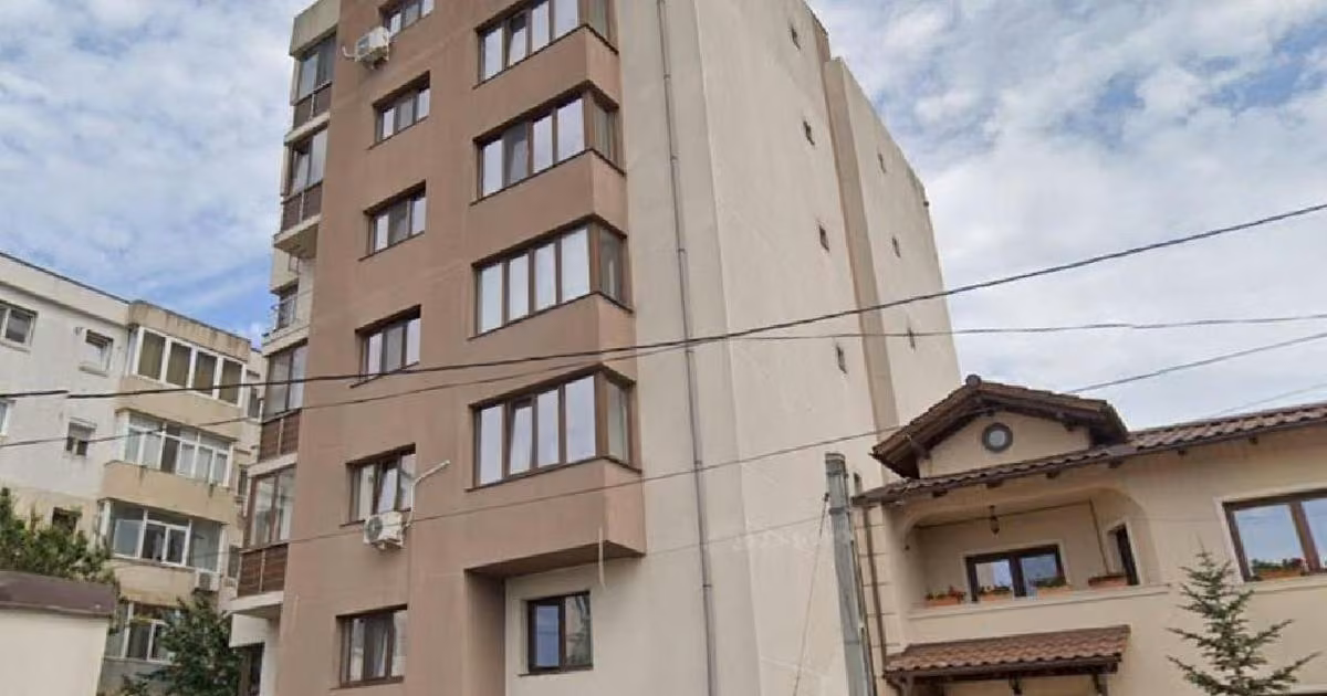 Apartament de vânzare cu 4 camere în zona Nord, Constanța