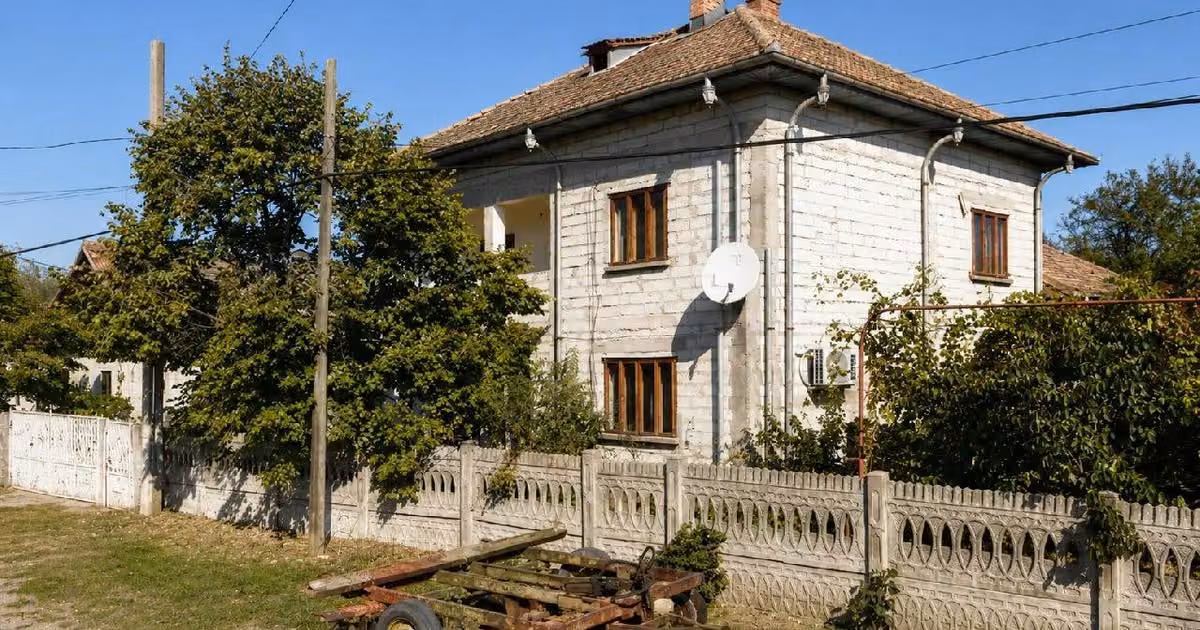 Casă individuală de vânzare cu 3 camere în Călărași