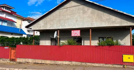 Casă Moinești