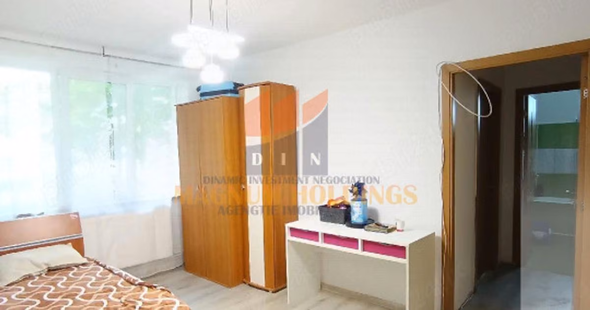 Apartament de vânzare cu 2 camere, mobilat în zona Mărășești, Pitești