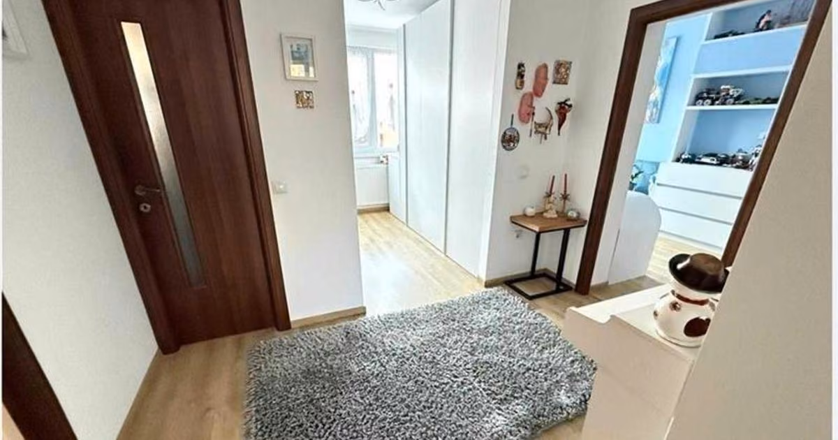 Apartament de vânzare cu 2 camere, mobilat în zona Tudorul Vechi, Târgu Mureș