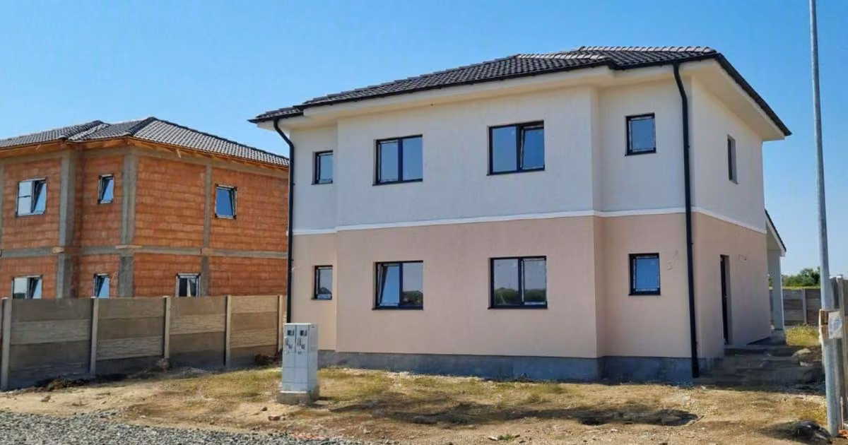 Duplex de vânzare cu 3 camere în Remetea Mare