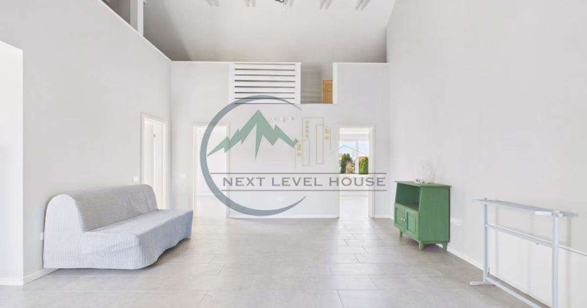 Apartament de vânzare cu 3 camere în Sânpetru