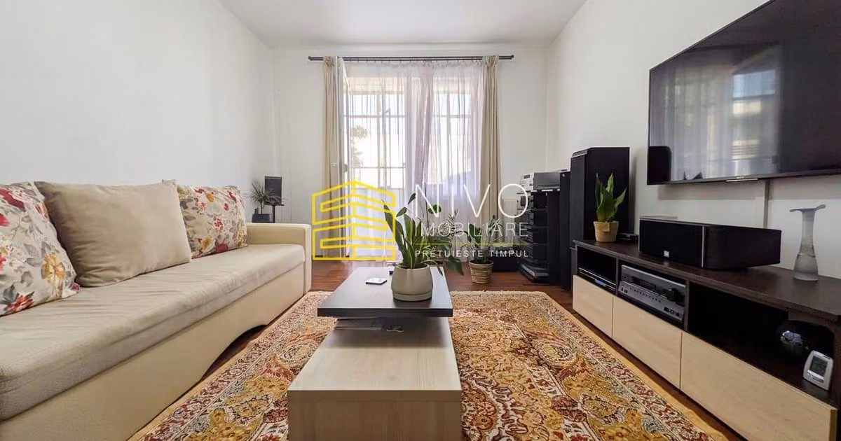Apartament de vânzare cu 2 camere, mobilat în zona Unirii, Târgu Mureș