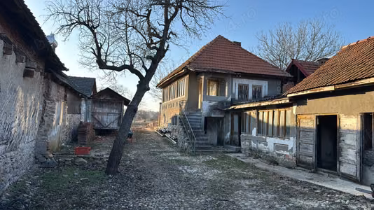 Casă Novaci