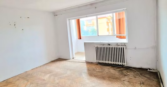 Apartament Cetate