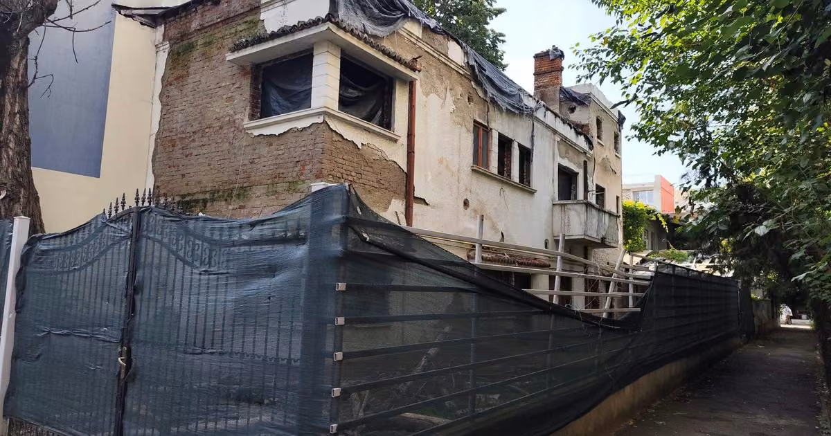 Casă individuală de vânzare cu 7 camere în zona Beller, Sector 1