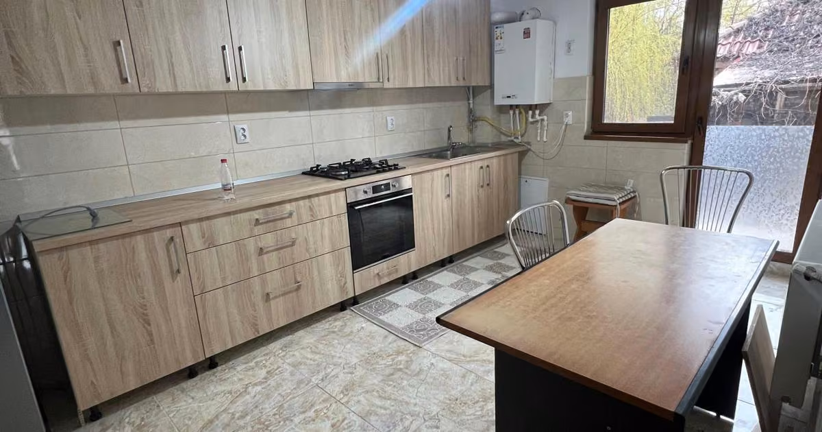 Apartament de vânzare cu 2 camere, mobilat în zona Păcurari, Iași