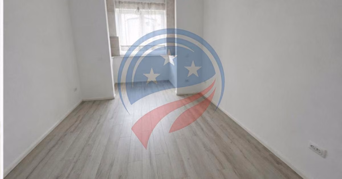 Apartament de vânzare cu 3 camere în zona Central, Craiova