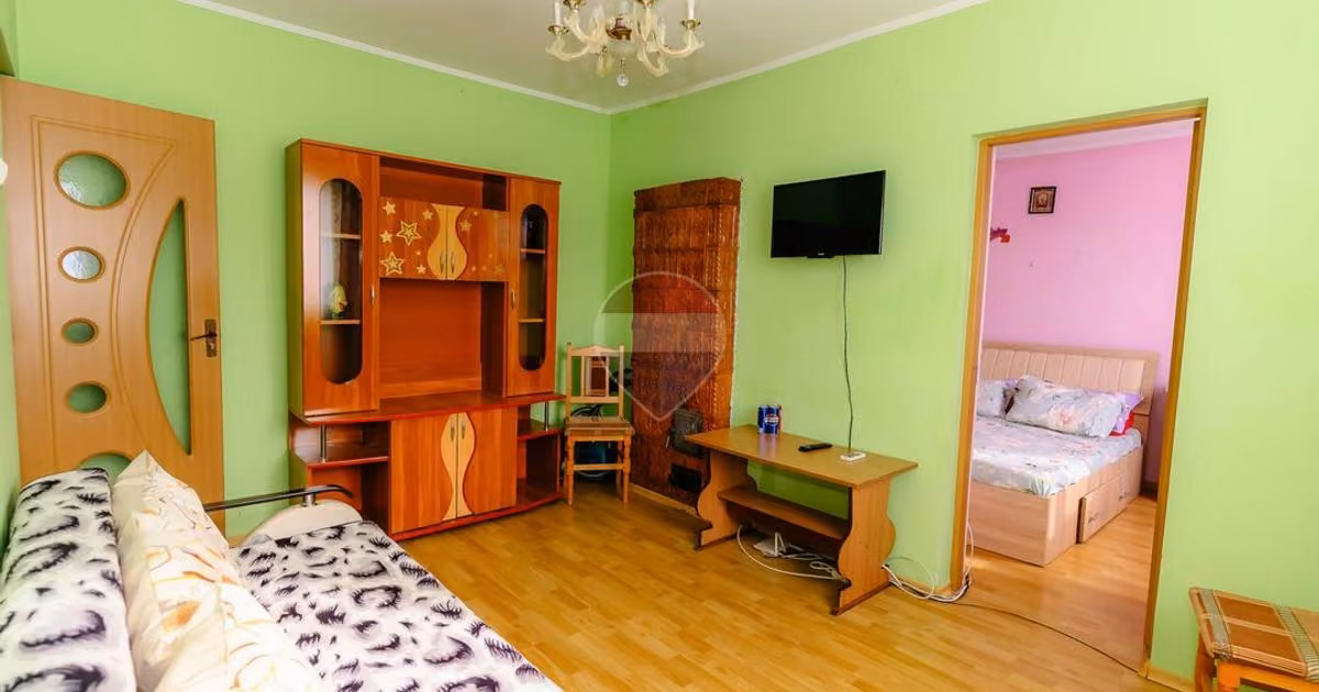 Apartament de vânzare cu 2 camere, mobilat în Oarja