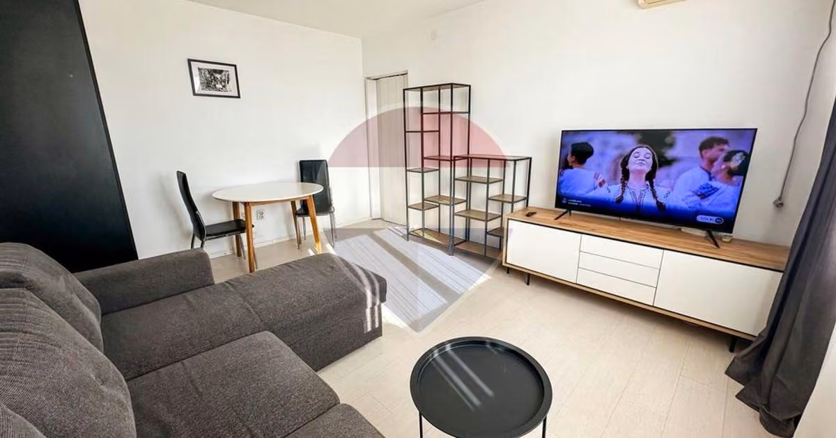 Apartament de vânzare cu 2 camere, mobilat în zona Eroii Revoluției, Sector 4