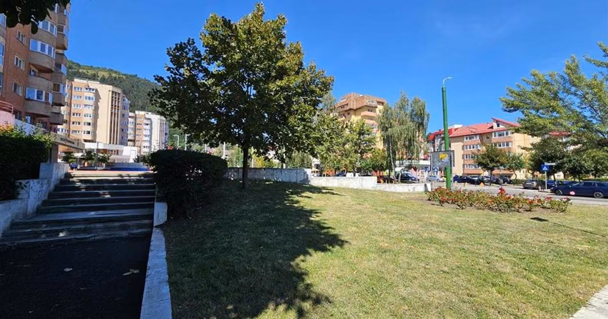 Garsonieră de vânzare, mobilată în zona Răcădău, Brașov