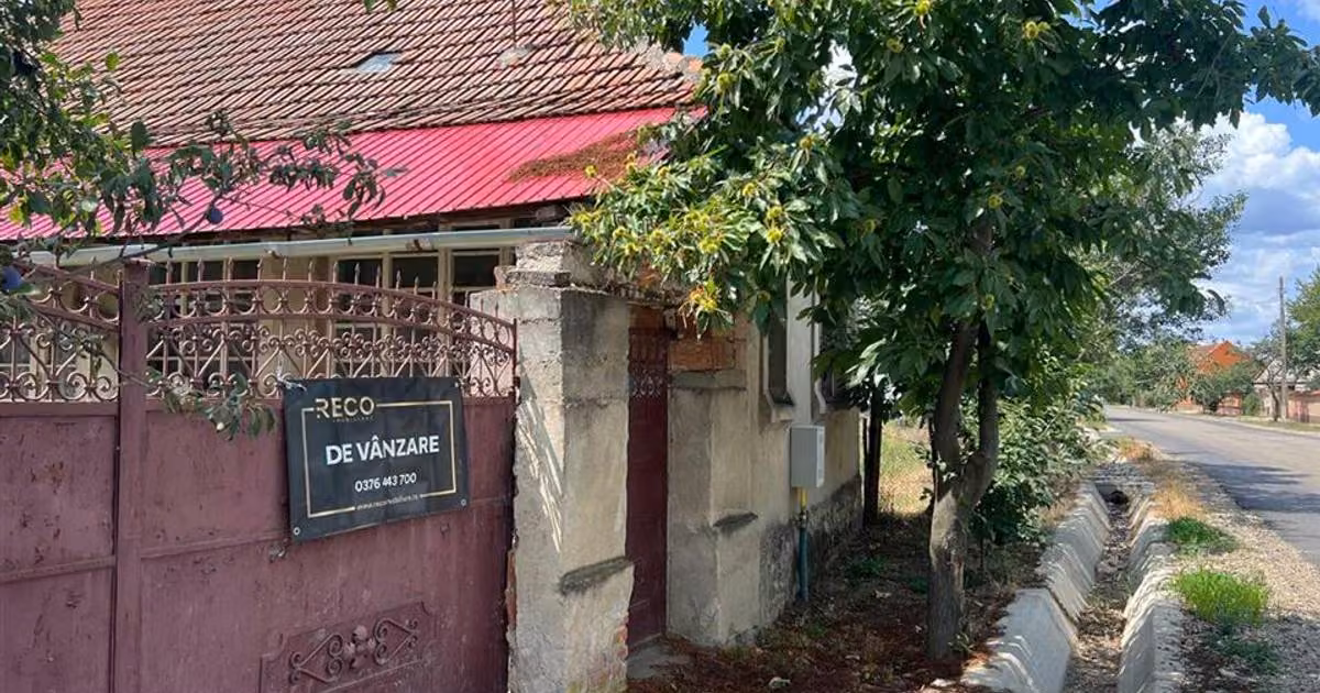Casă de vânzare cu 4 camere în Poșoloaca