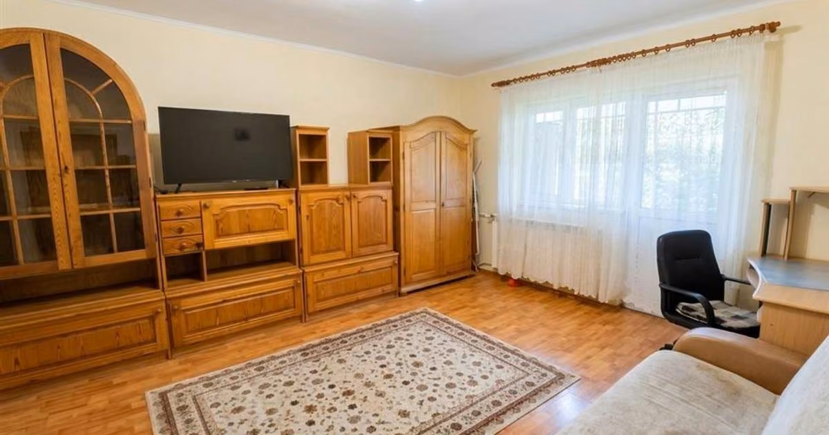 Apartament de vânzare cu 3 camere în zona Centru Civic, Oradea