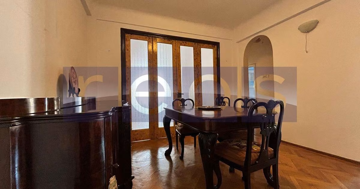 Apartament de vânzare cu 4 camere, mobilat în zona Universitate, Ultracentral