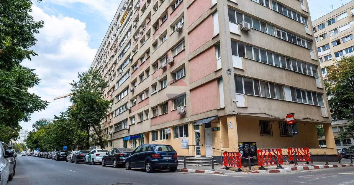 Apartament de vânzare cu 3 camere, mobilat în zona Ferdinand, Sector 2