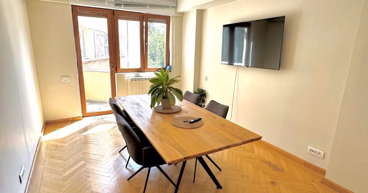 Apartament de vânzare cu 3 camere în zona Calea Victoriei, Ultracentral