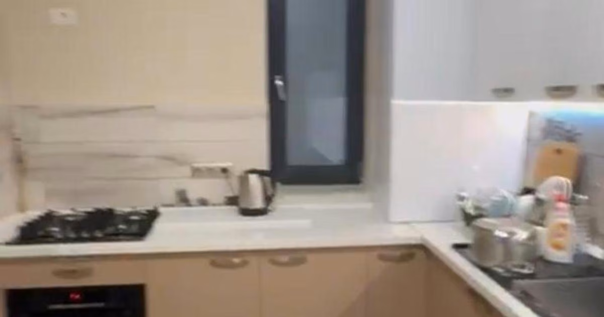 Apartament de vânzare cu 4 camere în zona Tomis Nord, Constanța