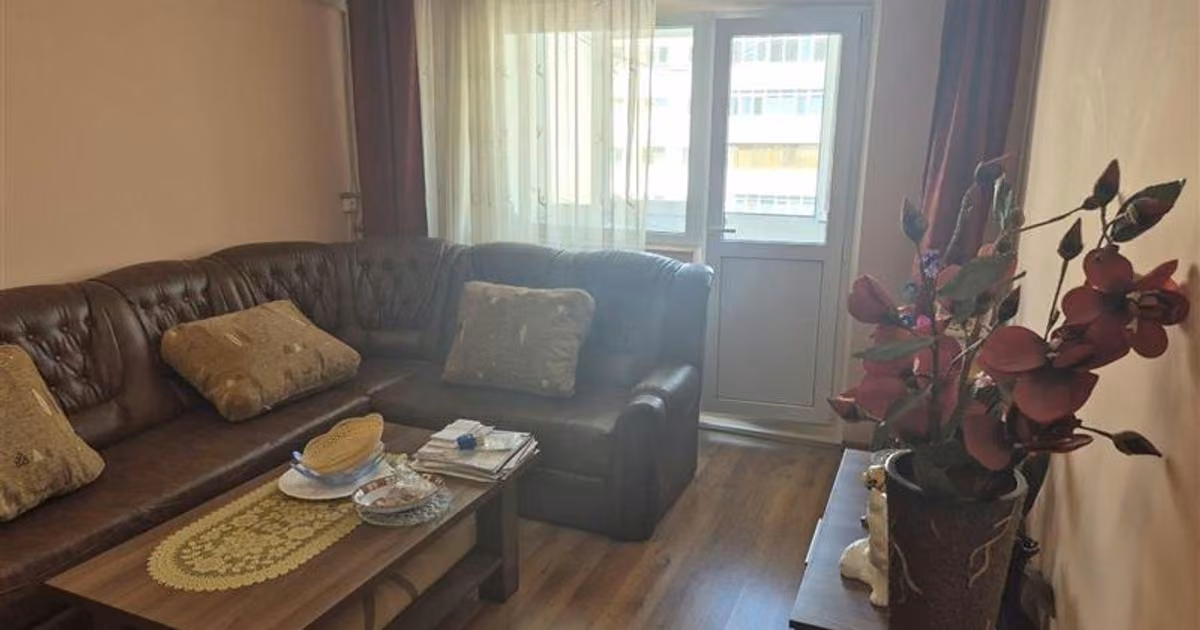 Apartament de vânzare cu 3 camere în zona Pantelimon, Sector 2