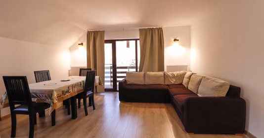 Apartament Piatra Arsă