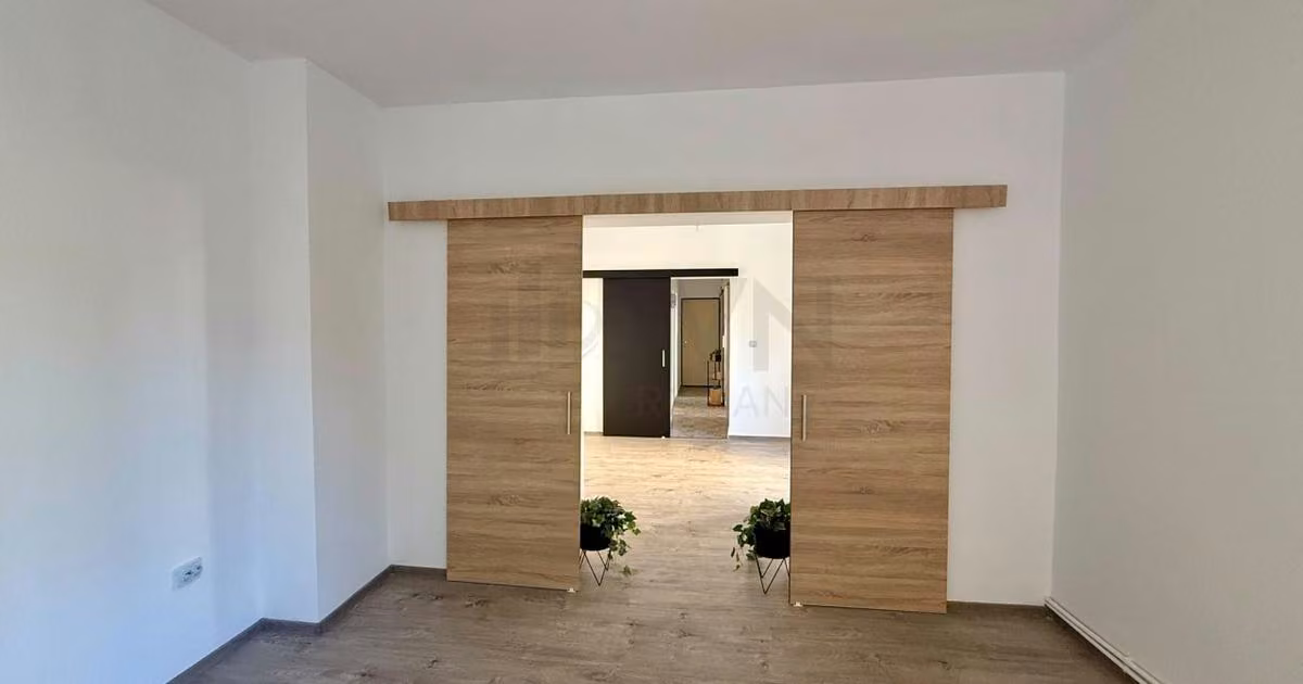 Apartament de vânzare cu 2 camere în zona Dudești, Sector 3