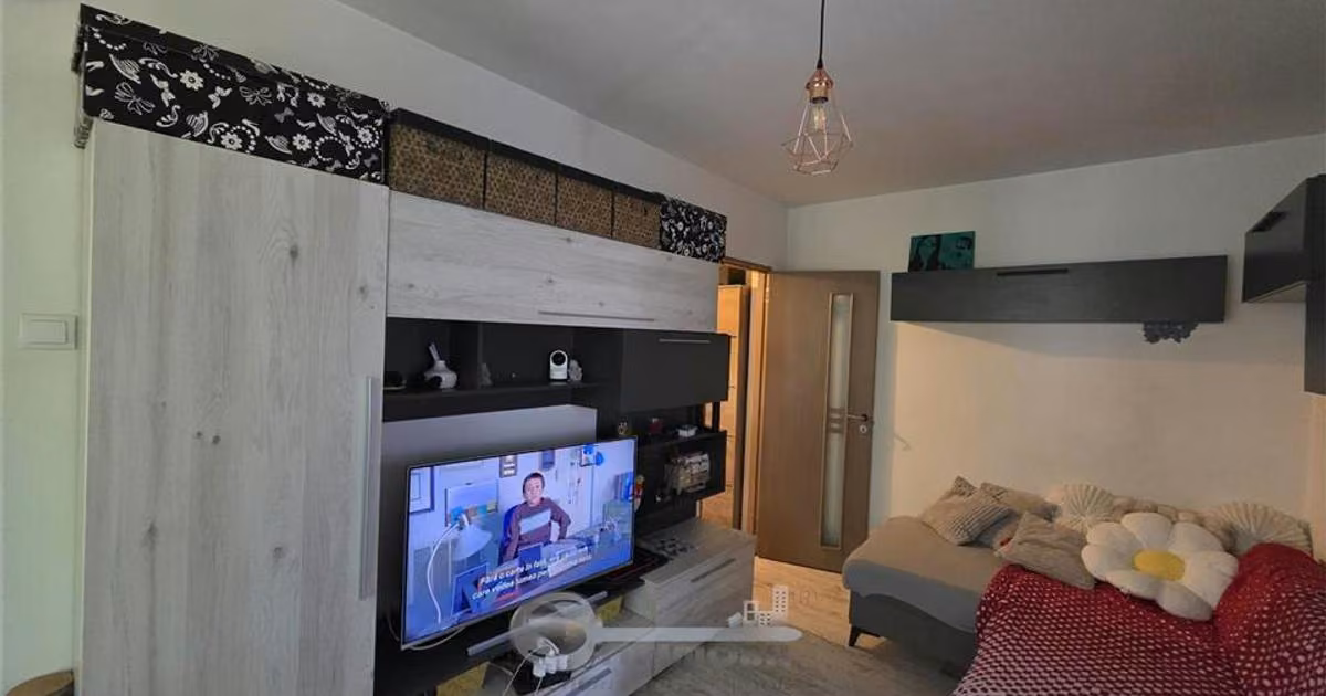 Apartament de vânzare cu 2 camere, mobilat în zona Tătărași, Iași
