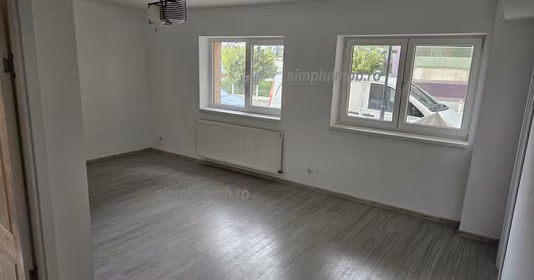 Apartament Titan