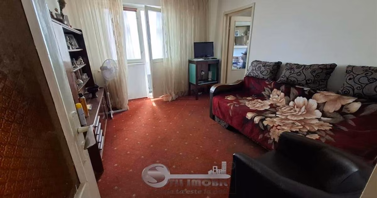 Apartament de vânzare cu 2 camere în zona Podu Roș, Iași