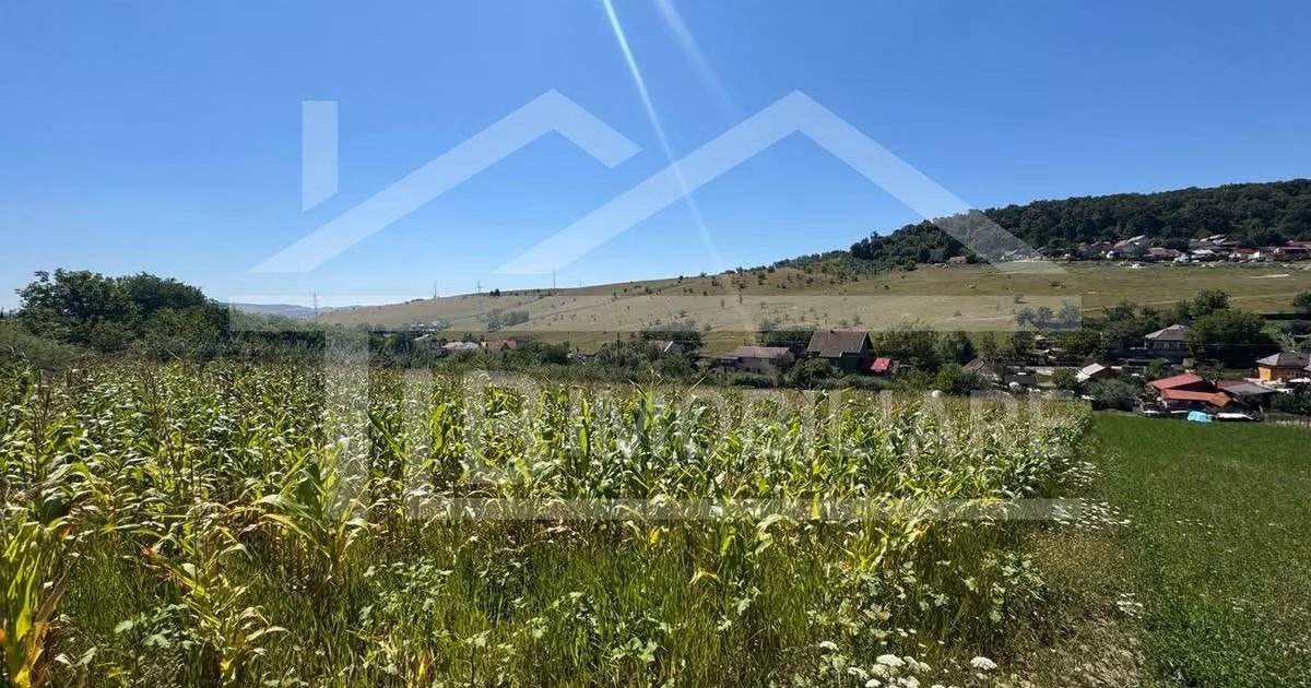 Teren agricol intravilan de vânzare de 1735 mp, în zona Remetea, Târgu Mureș