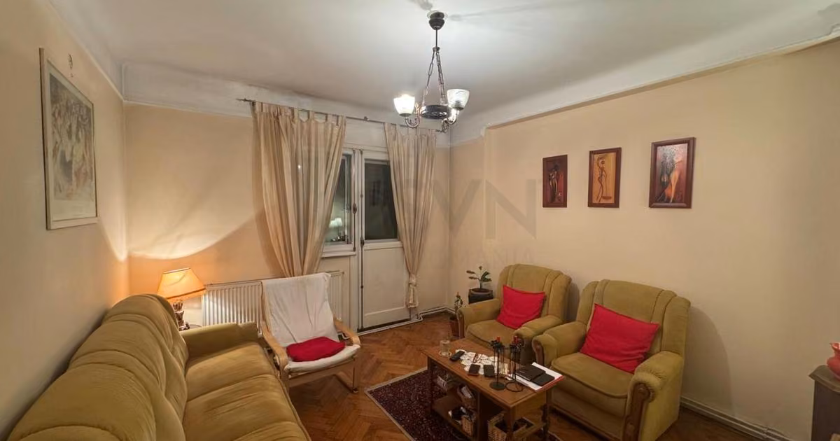 Apartament de vânzare cu 4 camere în zona Moșilor, Sector 2