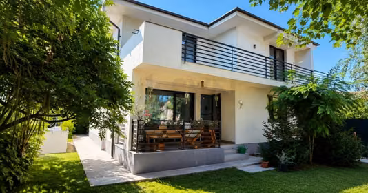 Casă Corbeanca