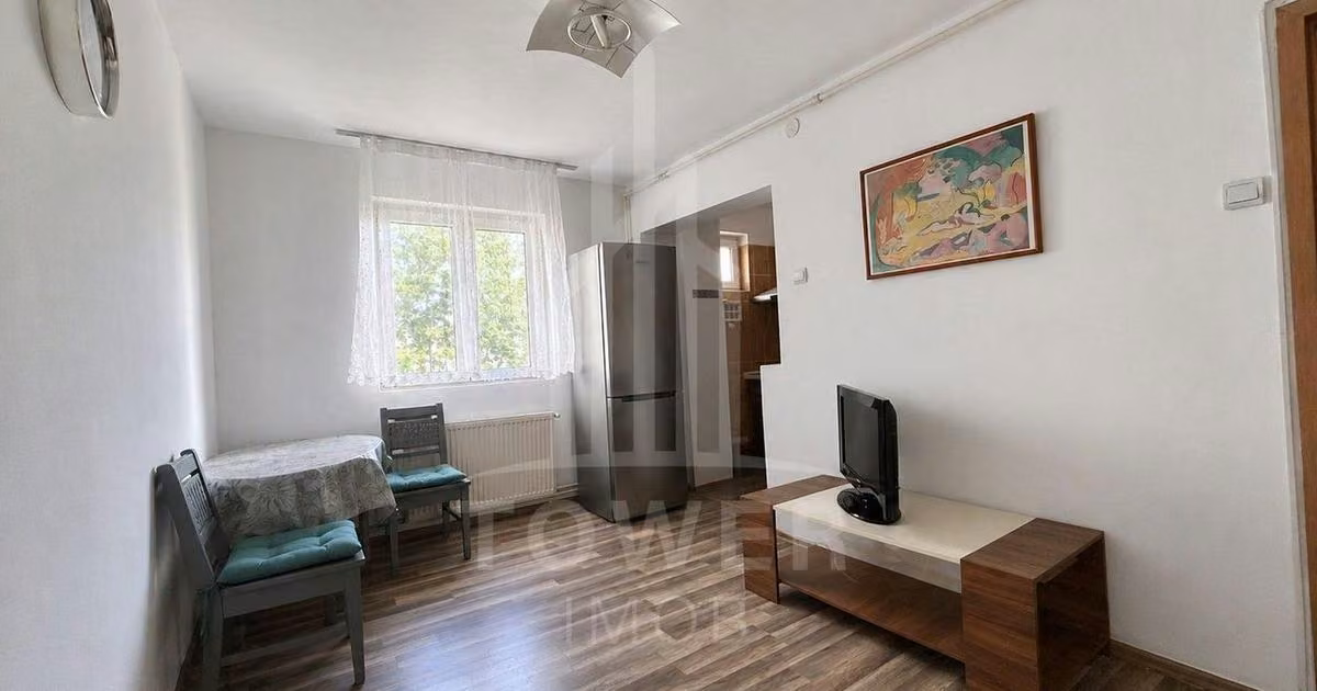 Apartament de vânzare cu 3 camere, mobilat în zona Țiglari, Sibiu