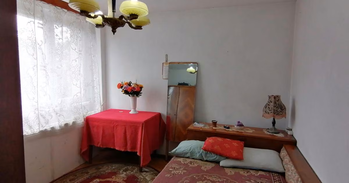 Apartament de vânzare cu 3 camere în zona Titan, Sector 3