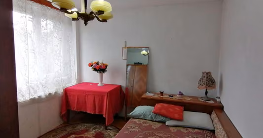 Apartament Titan