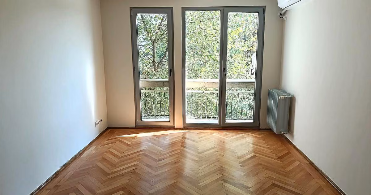 Apartament de vânzare cu 3 camere în zona Titan, Sector 3